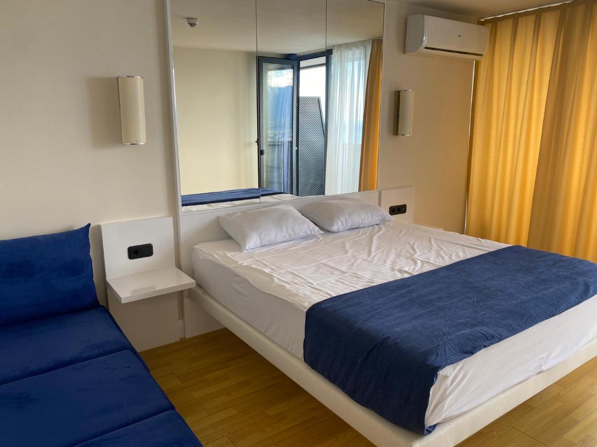 Orbi City 45 Floor Batumi Exterior foto